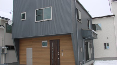 充実収納のアーバンモダンハウス