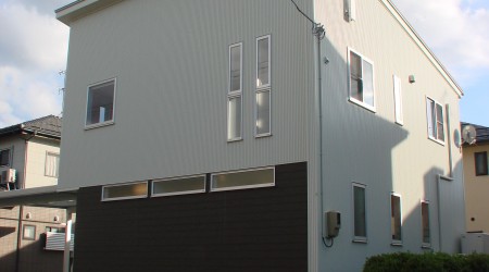 2階リビングのナチュラルモダンハウス