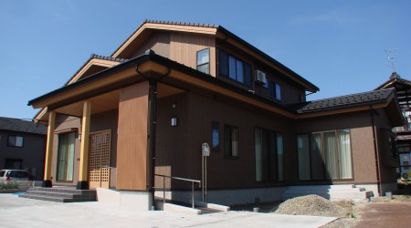 本格和モダンの住まい